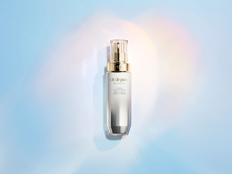 先端美白研究の結晶。あなたの肌に、最高峰*の輝きを