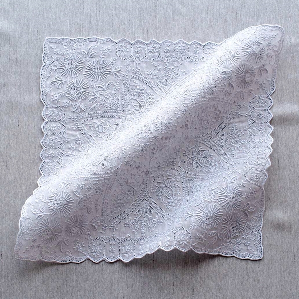 SWATOW（スワトウ） 手刺繍ハンカチ0614（ホワイト） | 東急百貨店