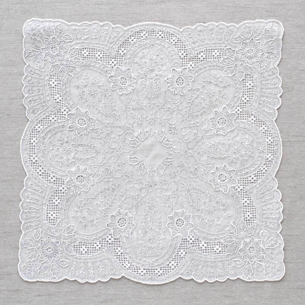 SWATOW（スワトウ） 手刺繍ハンカチ7202（ホワイト） | 東急百貨店