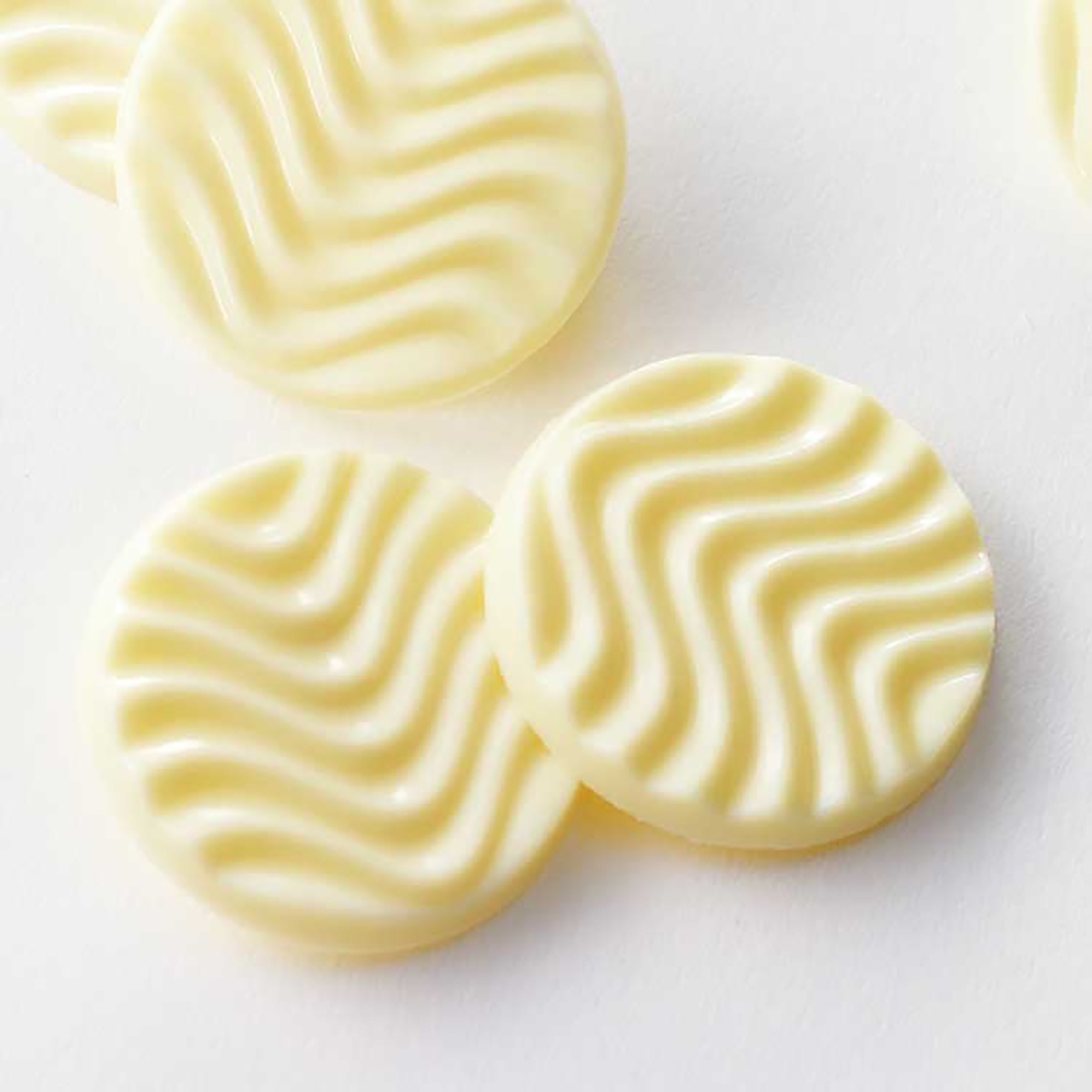 ロイズ ピュアチョコレート［ホワイト］ | シブヤフード オンライン